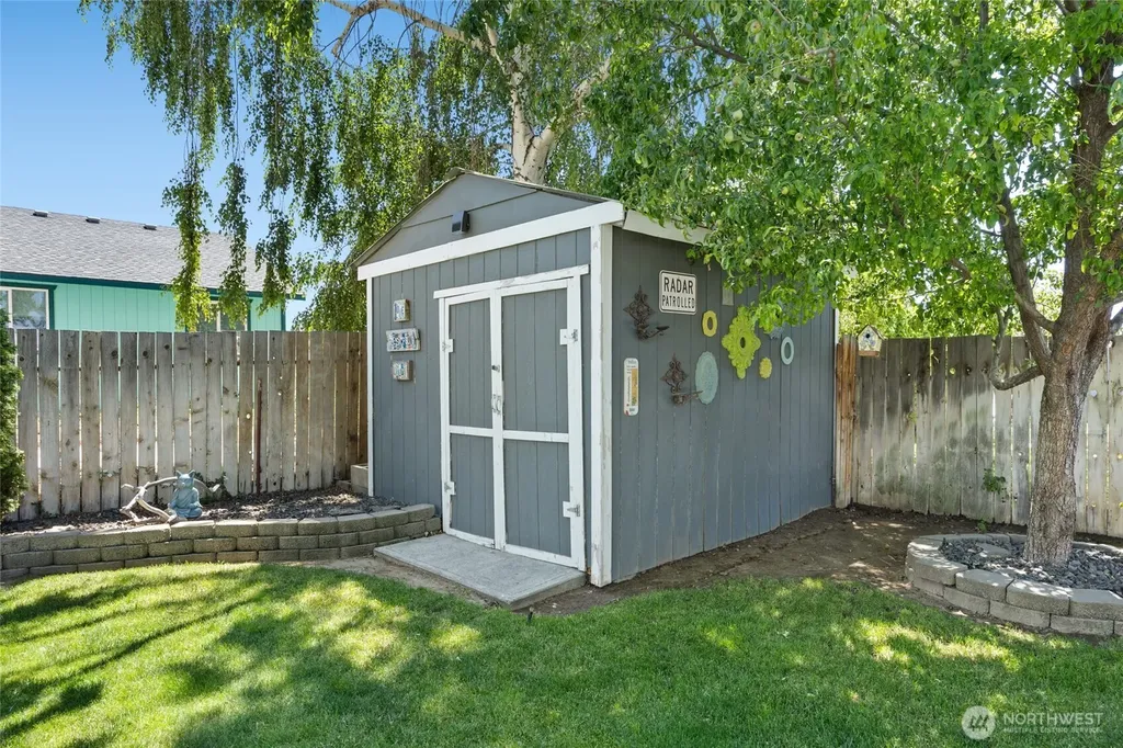 1503 S Lakeway Drive Moses Lake WA 98837