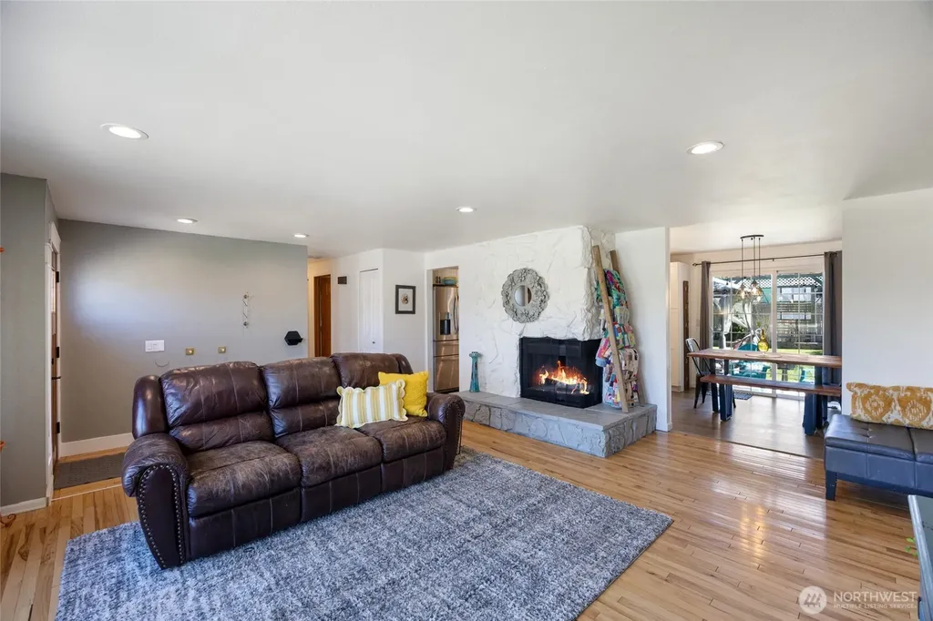 1503 S Lakeway Drive Moses Lake WA 98837
