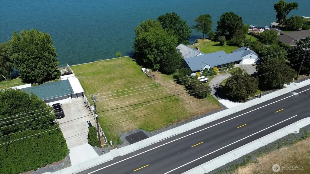 2023 Westshore Drive NE Moses Lake WA 98837