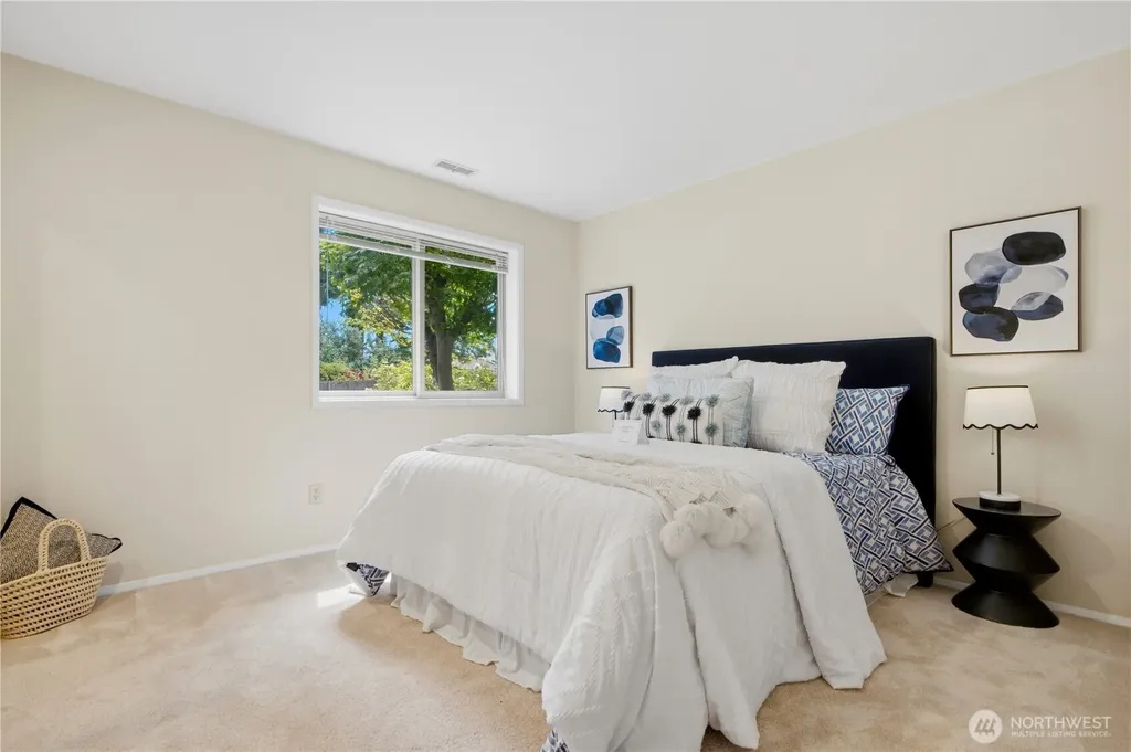 14225 SE 44th Street Bellevue WA 98006