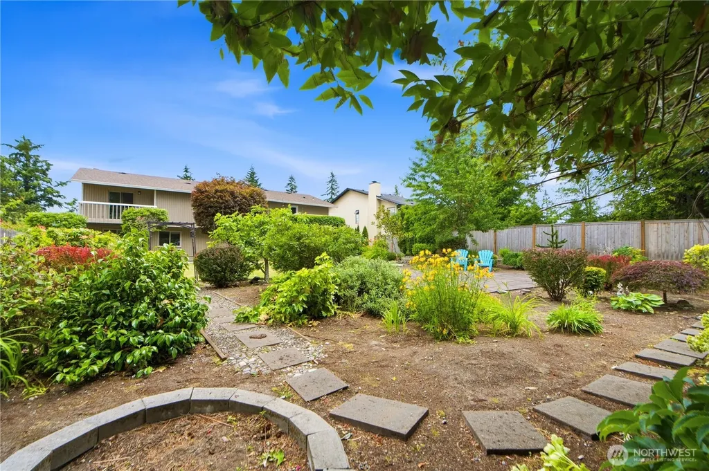 14225 SE 44th Street Bellevue WA 98006