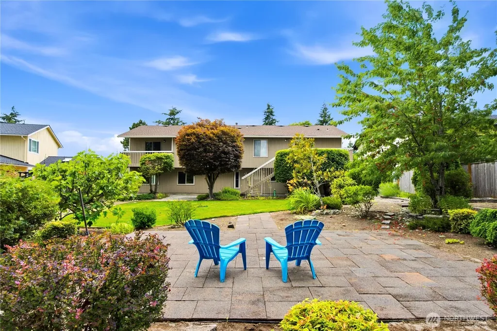 14225 SE 44th Street Bellevue WA 98006