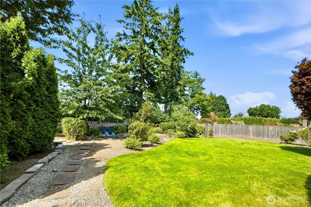 14225 SE 44th Street Bellevue WA 98006