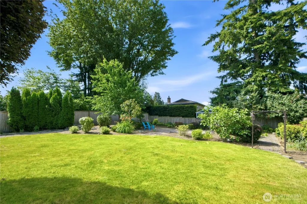 14225 SE 44th Street Bellevue WA 98006
