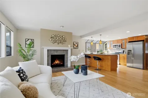 14225 SE 44th Street Bellevue WA 98006