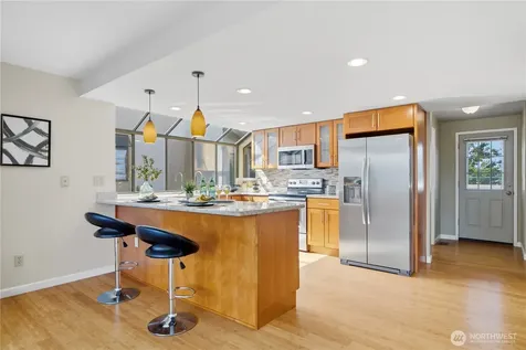 14225 SE 44th Street Bellevue WA 98006