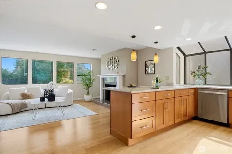 14225 SE 44th Street Bellevue WA 98006
