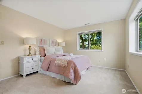14225 SE 44th Street Bellevue WA 98006