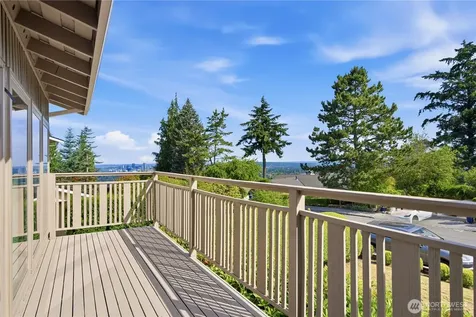 14225 SE 44th Street Bellevue WA 98006
