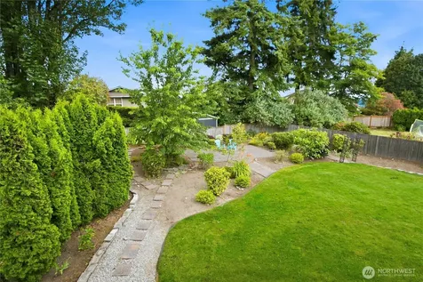 14225 SE 44th Street Bellevue WA 98006