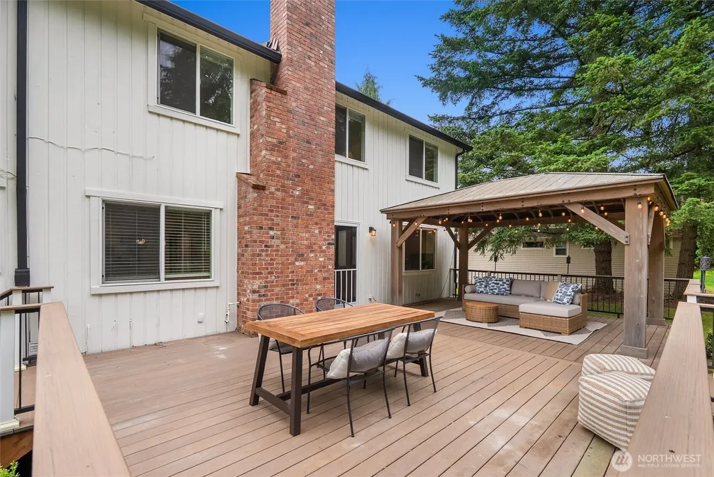 15813 SE 160th Place Renton WA 98058