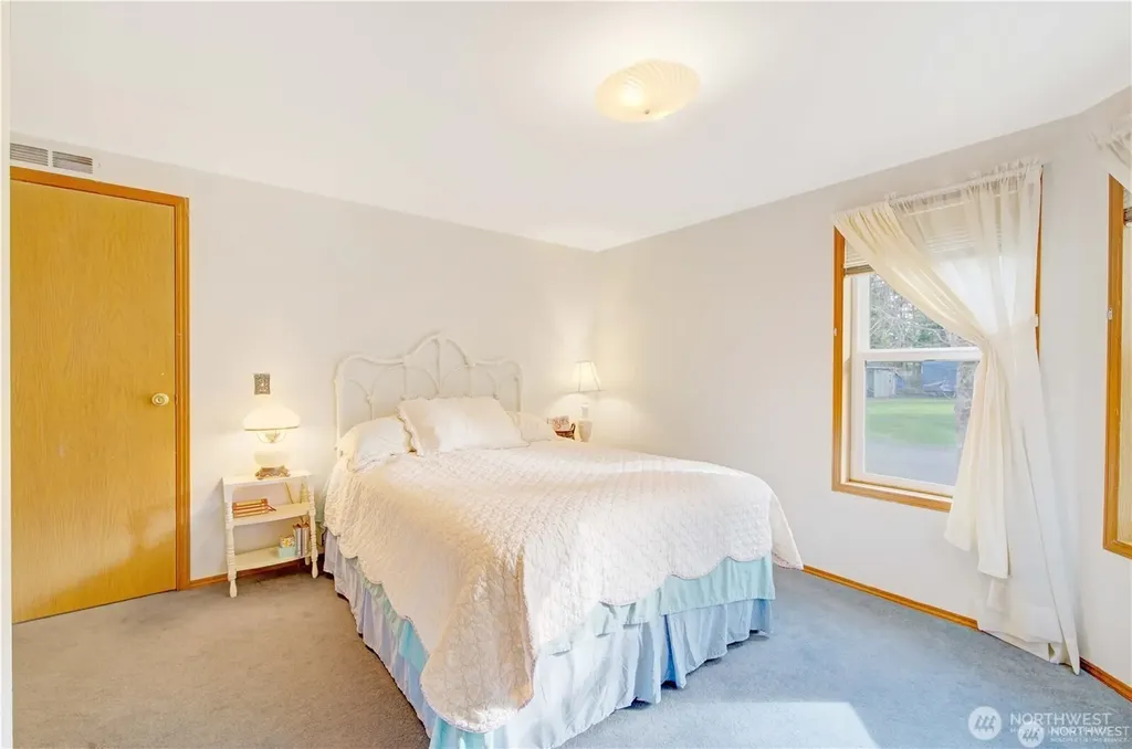 1831 198th Place Long Beach WA 98631