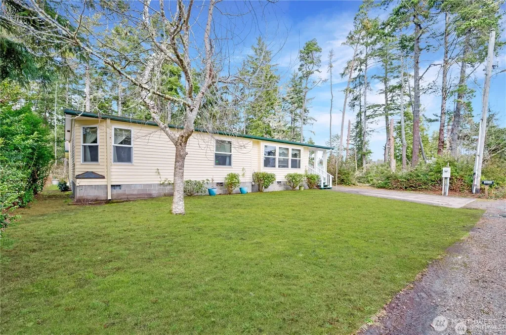 1831 198th Place Long Beach WA 98631