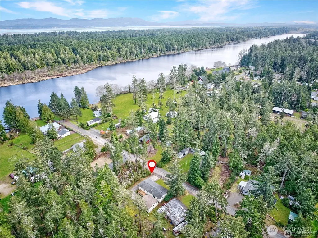 1831 198th Place Long Beach WA 98631