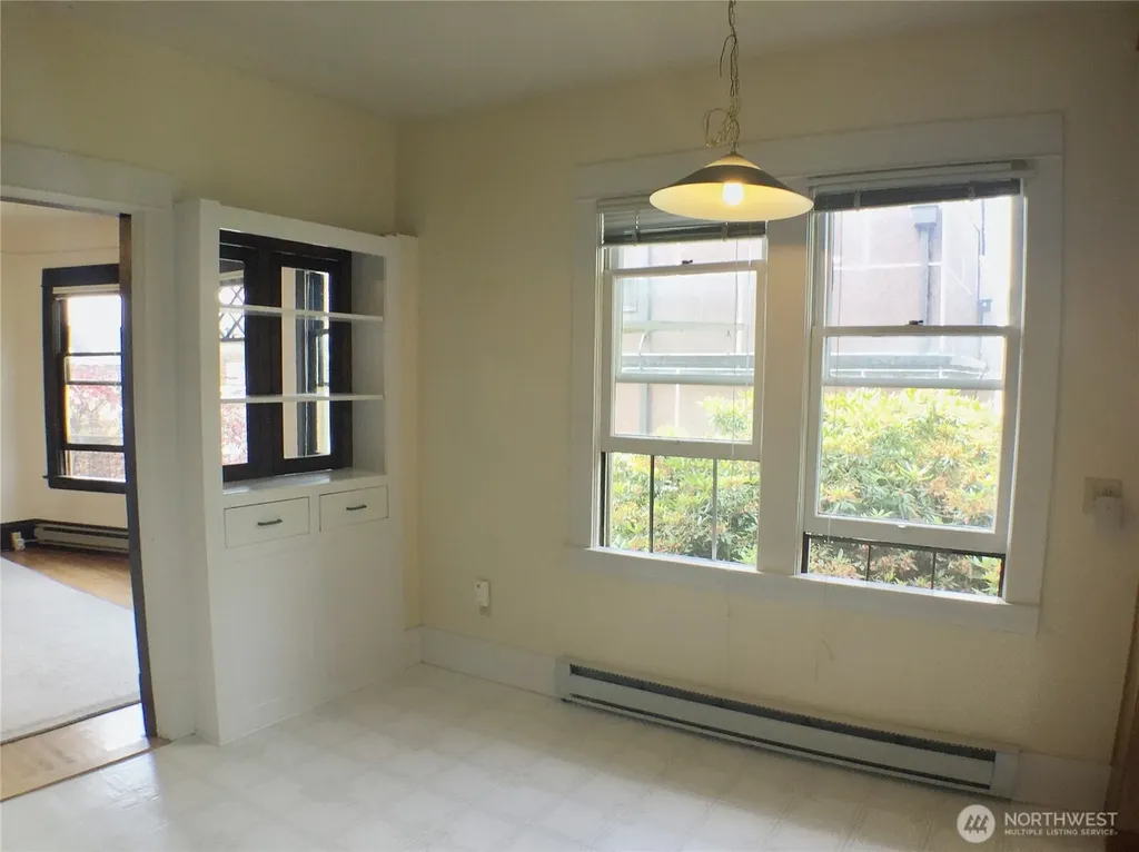 910 NW 52nd Street Seattle WA 98107
