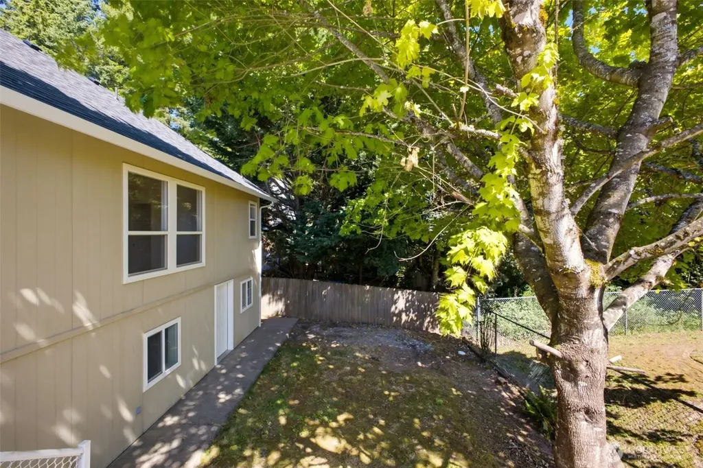 4511 NE 104th Way Vancouver WA 98686