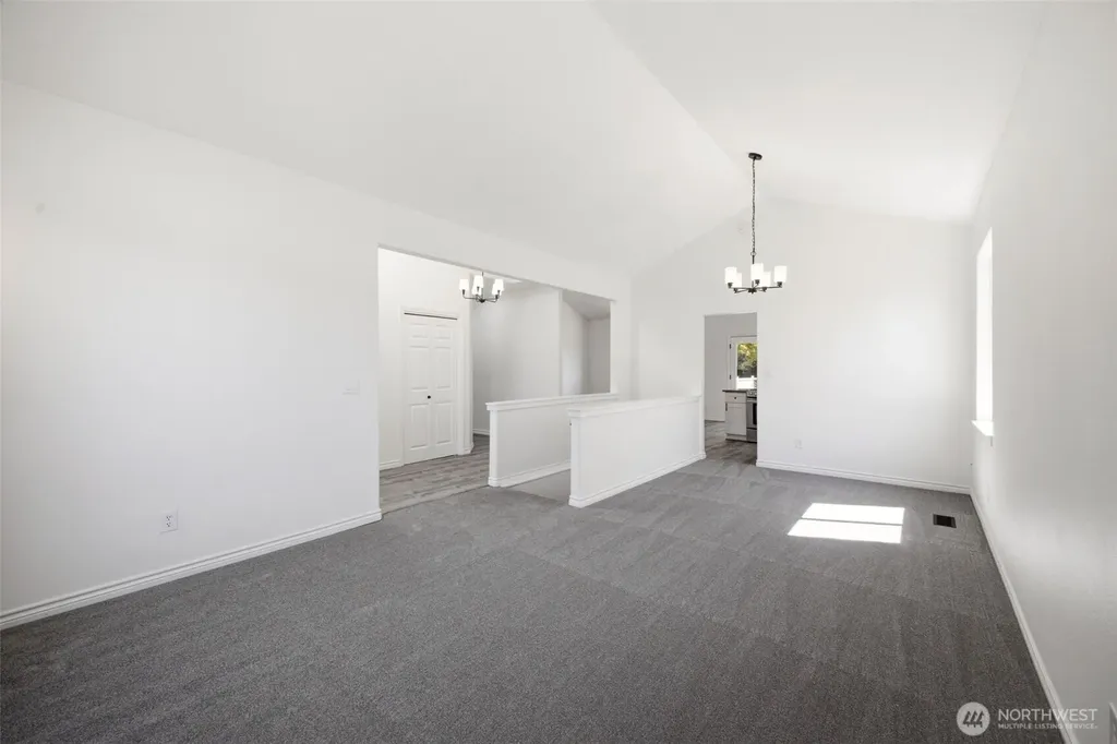 4511 NE 104th Way Vancouver WA 98686