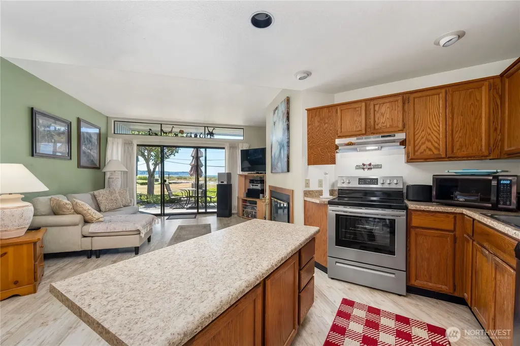 7806 Birch Bay Drive Blaine WA 98230