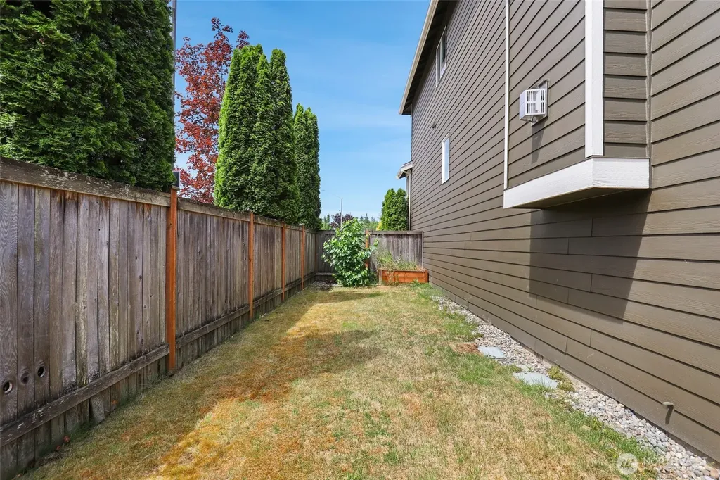 27132 106th Avenue SE Kent WA 98030