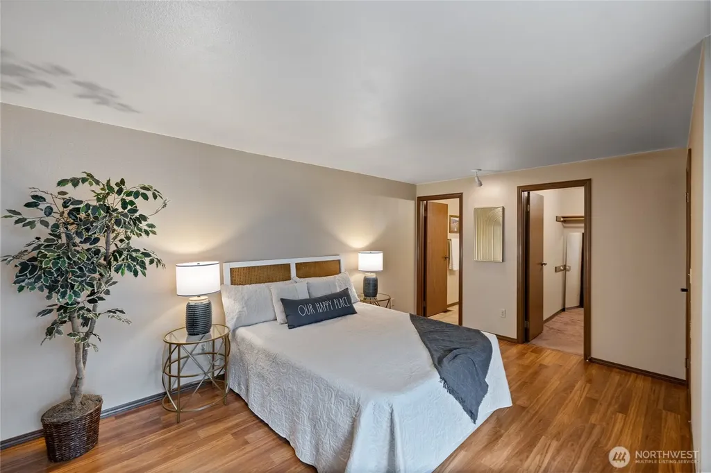 6020 N Highlands Parkway Tacoma WA 98406