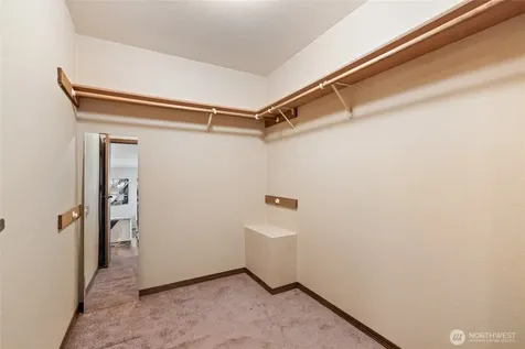6020 N Highlands Parkway Tacoma WA 98406