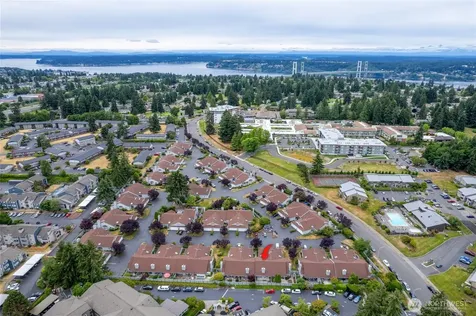 6020 N Highlands Parkway Tacoma WA 98406