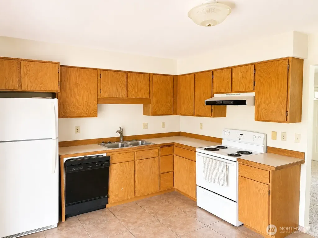 8 Orchard Loop S. Tonasket WA 98855