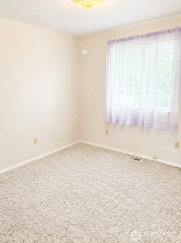 8 Orchard Loop S. Tonasket WA 98855