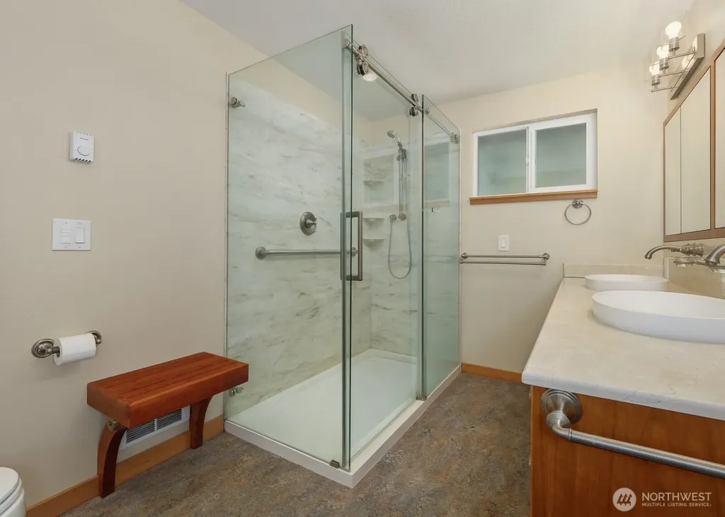 214 Edmonson Drive Sequim WA 98382