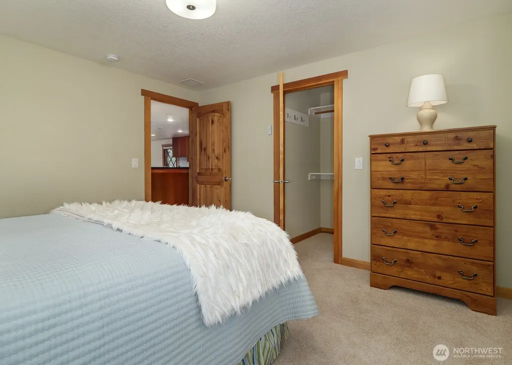214 Edmonson Drive Sequim WA 98382