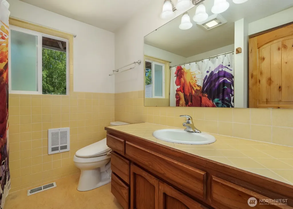 214 Edmonson Drive Sequim WA 98382