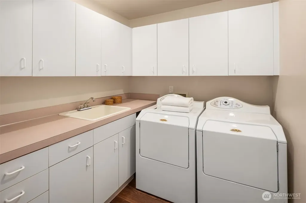 11122 NE 41st Drive Kirkland WA 98033