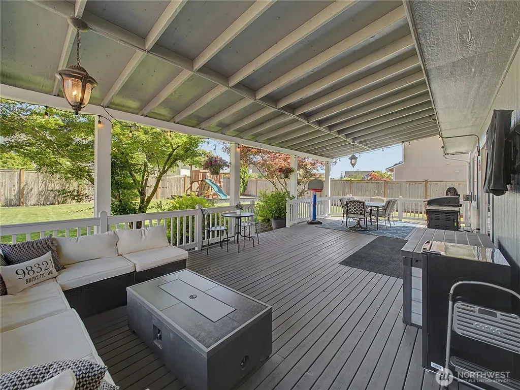 454 Trullinger Street Buckley WA 98321