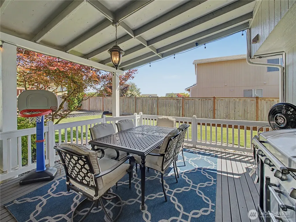 454 Trullinger Street Buckley WA 98321