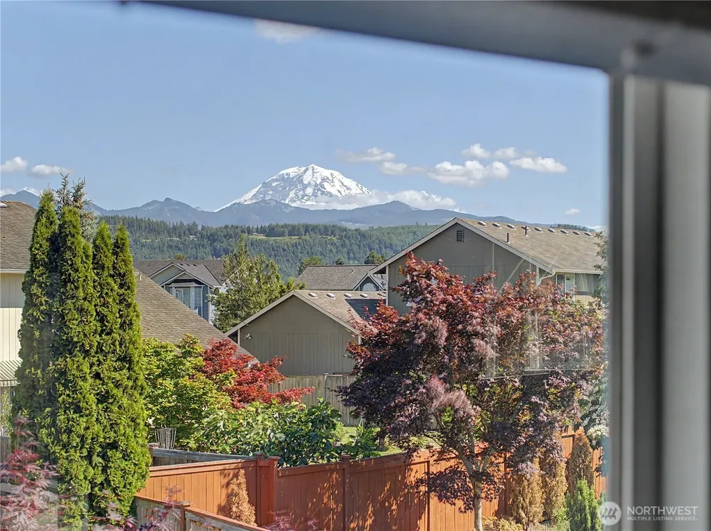 454 Trullinger Street Buckley WA 98321