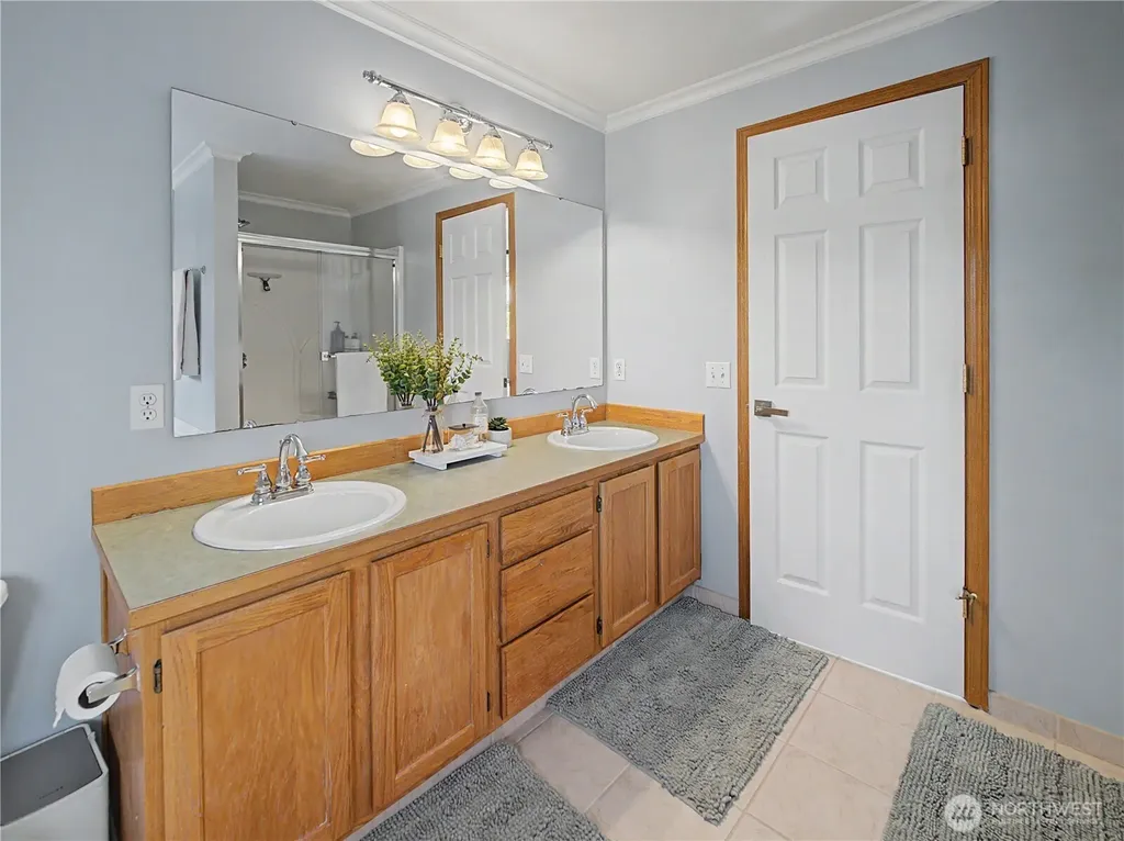 454 Trullinger Street Buckley WA 98321