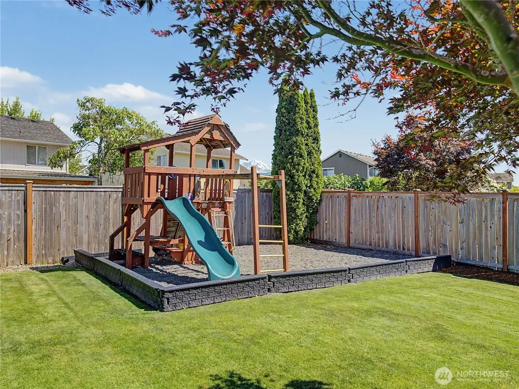 454 Trullinger Street Buckley WA 98321