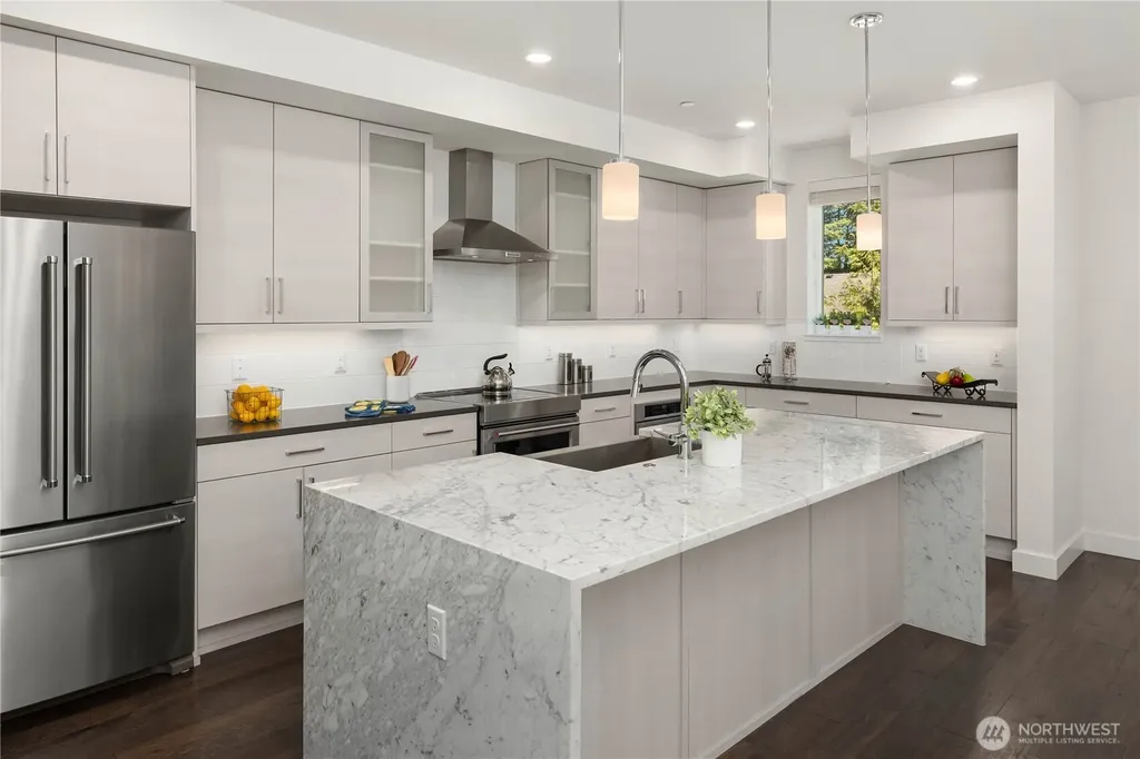 23119 NE 8th Street Sammamish WA 98074