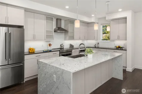 23119 NE 8th Street Sammamish WA 98074