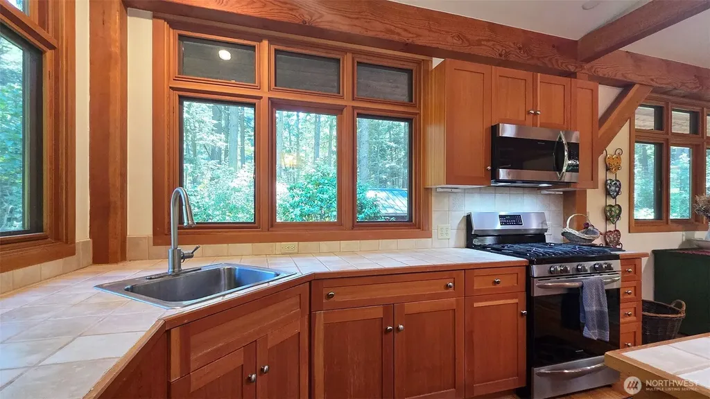 20 Eliza Road Lopez Island WA 98261