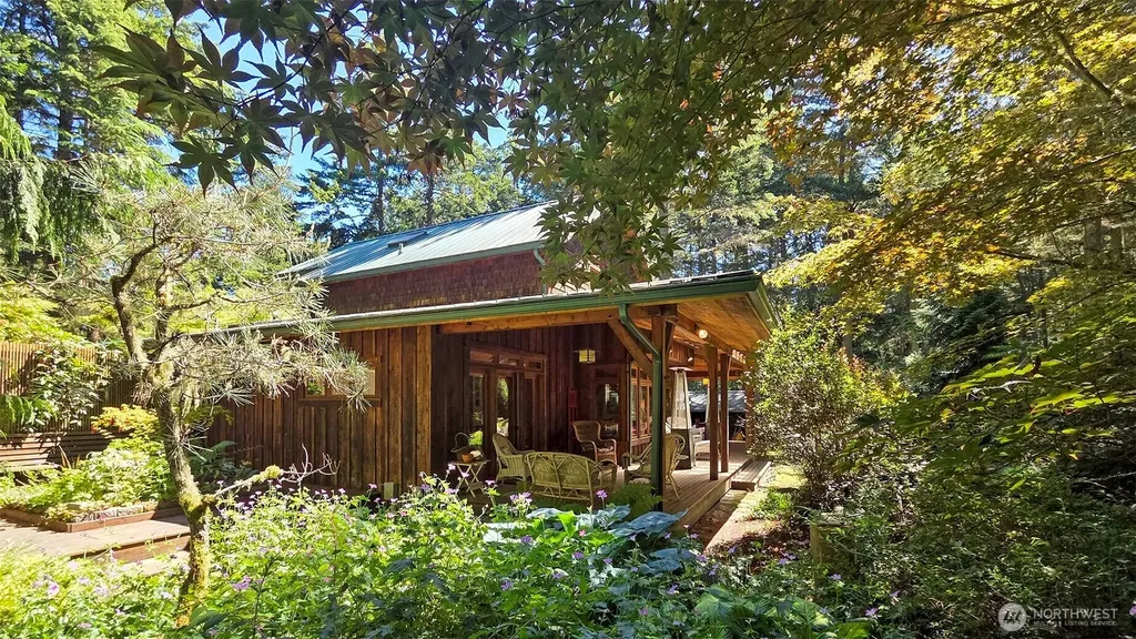 20 Eliza Road Lopez Island WA 98261