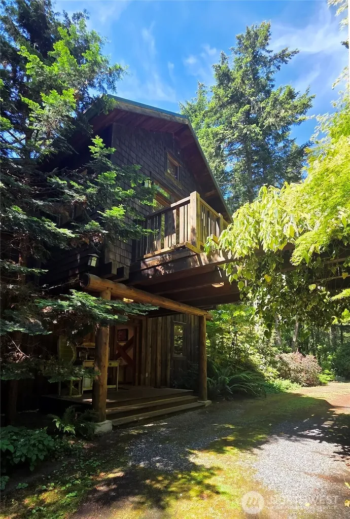 20 Eliza Road Lopez Island WA 98261