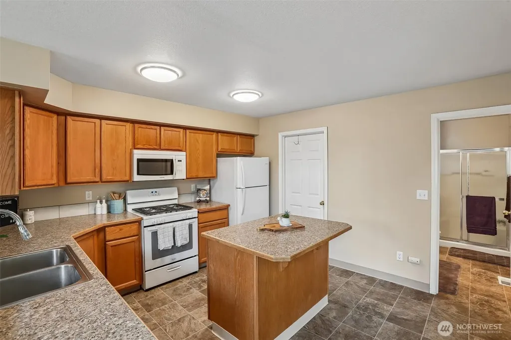5908 NE 35th Circle Vancouver WA 98661