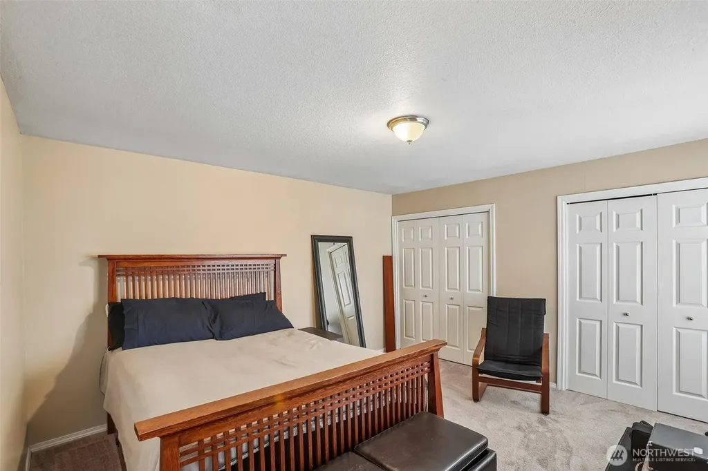 5908 NE 35th Circle Vancouver WA 98661