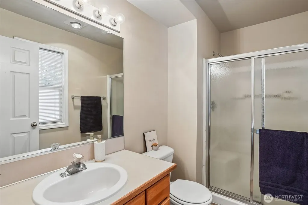 5908 NE 35th Circle Vancouver WA 98661