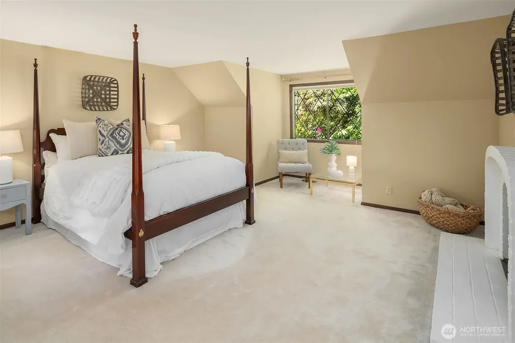 2302 126th Avenue NE Bellevue WA 98005