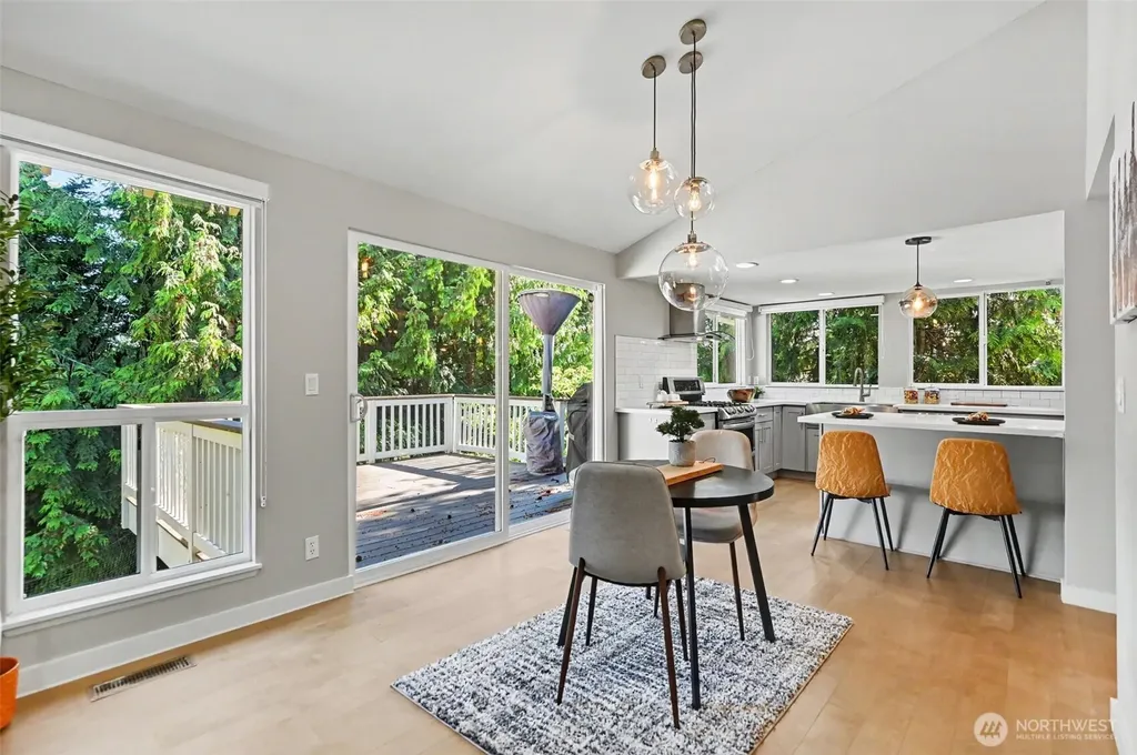 14023 SE 60th Street Bellevue WA 98006