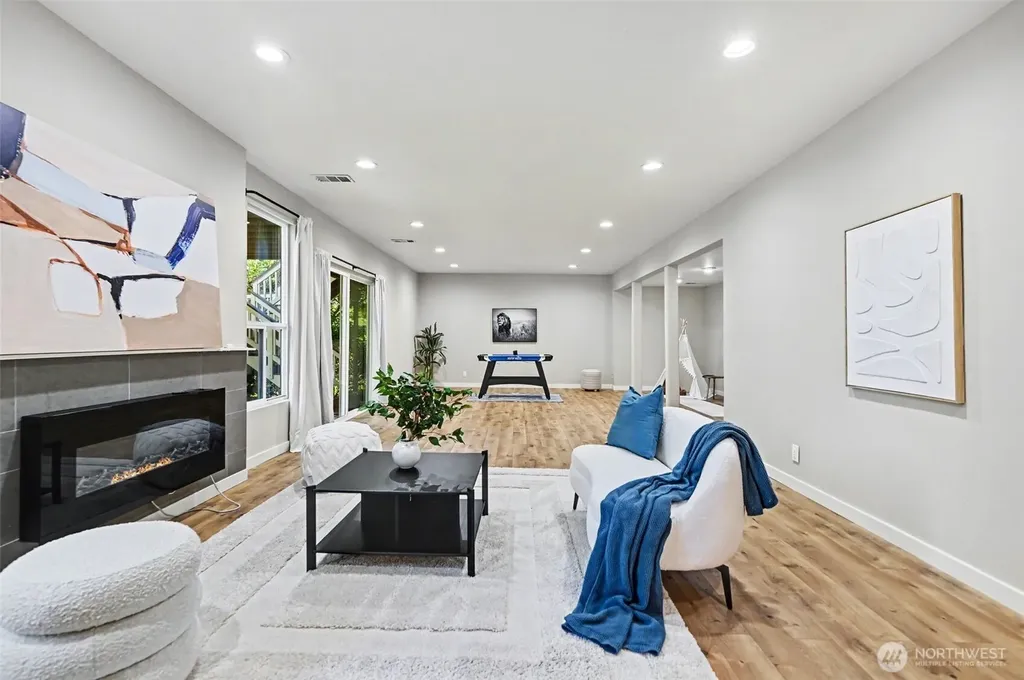 14023 SE 60th Street Bellevue WA 98006