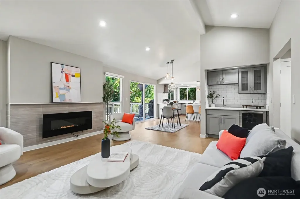 14023 SE 60th Street Bellevue WA 98006