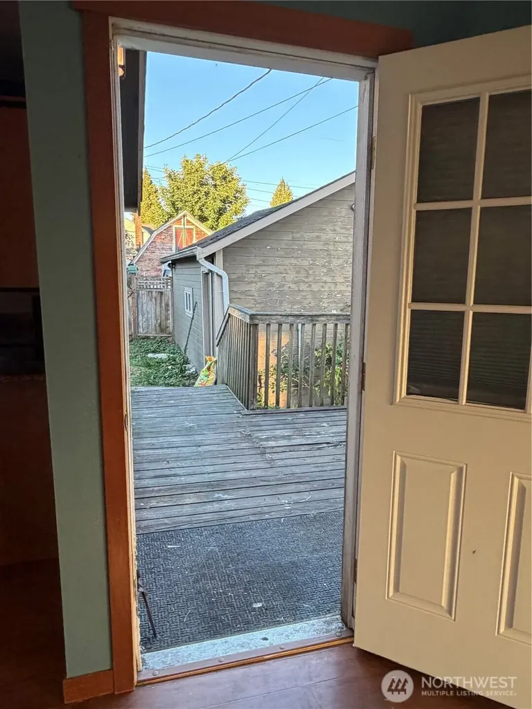 2505 Harrison Avenue Everett WA 98201